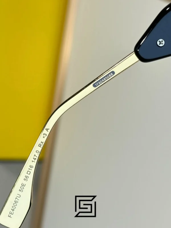 Sunglasses,Women FENDI FE40067 Sunglasses For Women Fendi