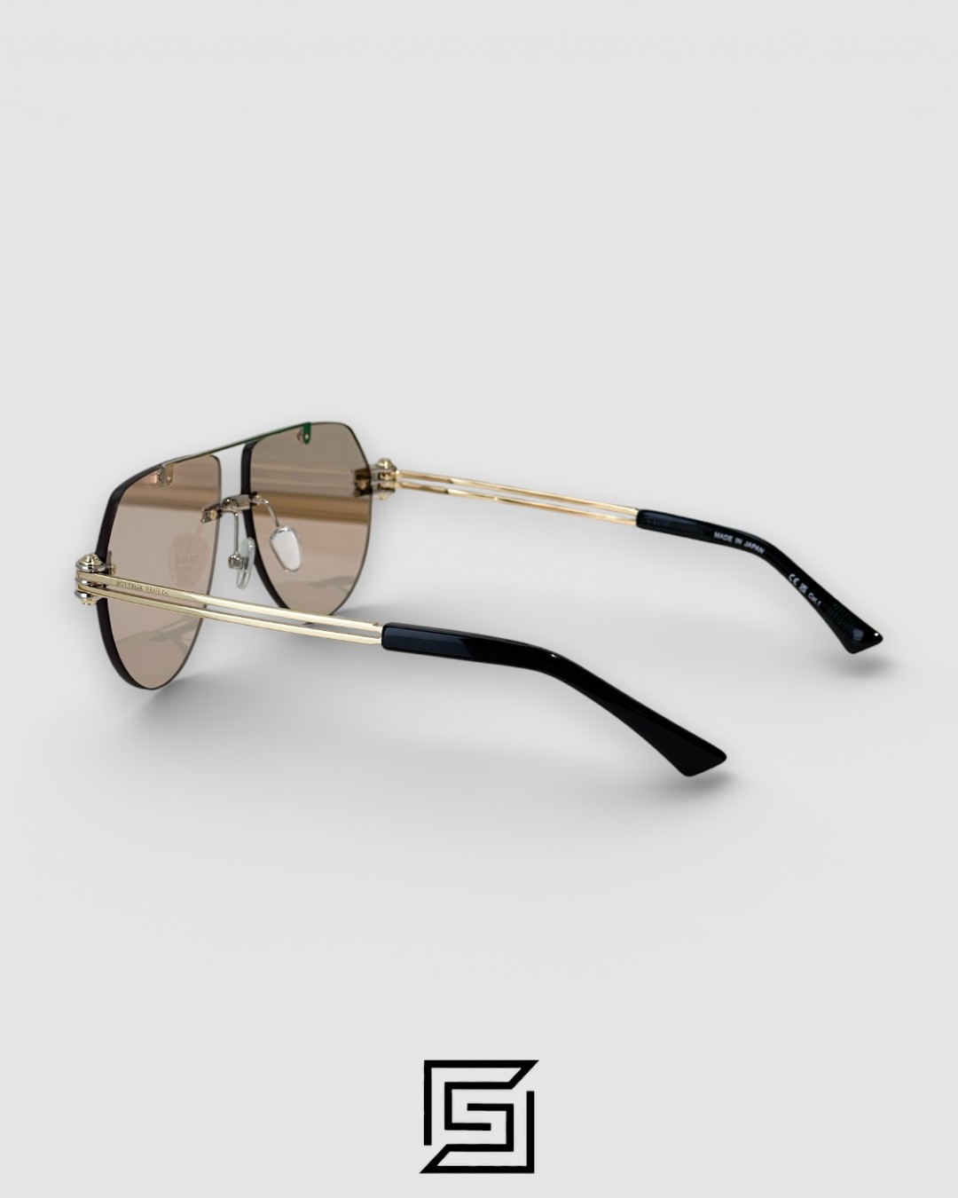 ⁦Bottega Veneta BV1342 002 Light Honey Lenses and Silver x Gold Frame Luxury Aviator Sunglasses⁩ - الصورة ⁦3⁩