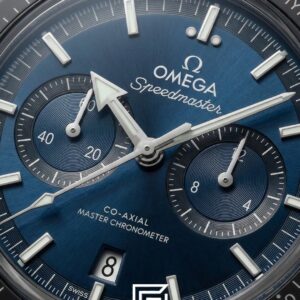 ⁦Omega Speedmaster Moonwatch – Blue Dial & Leather Strap⁩ - الصورة ⁦2⁩