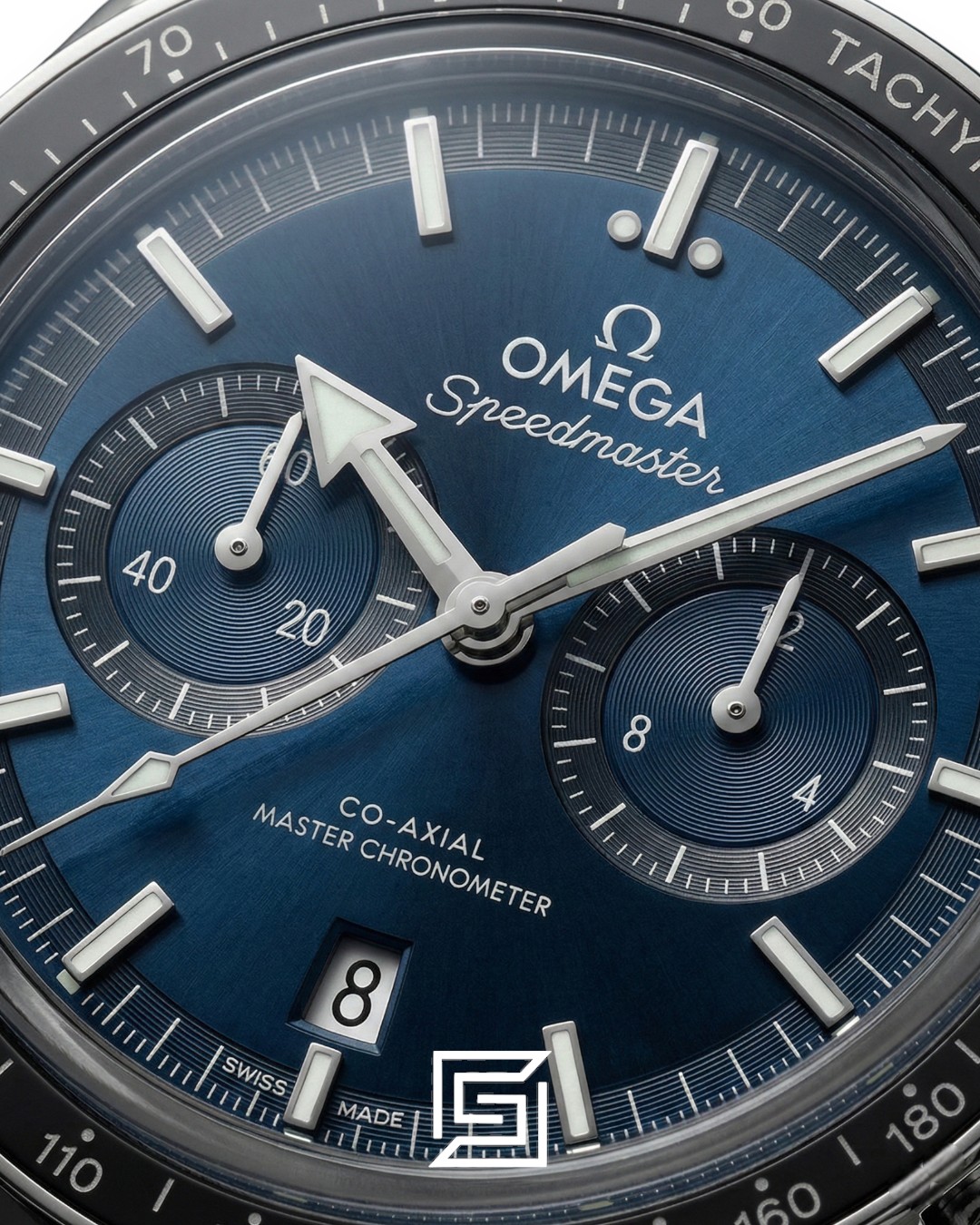 ⁦Omega Speedmaster Moonwatch – Blue Dial & Leather Strap⁩ - الصورة ⁦2⁩