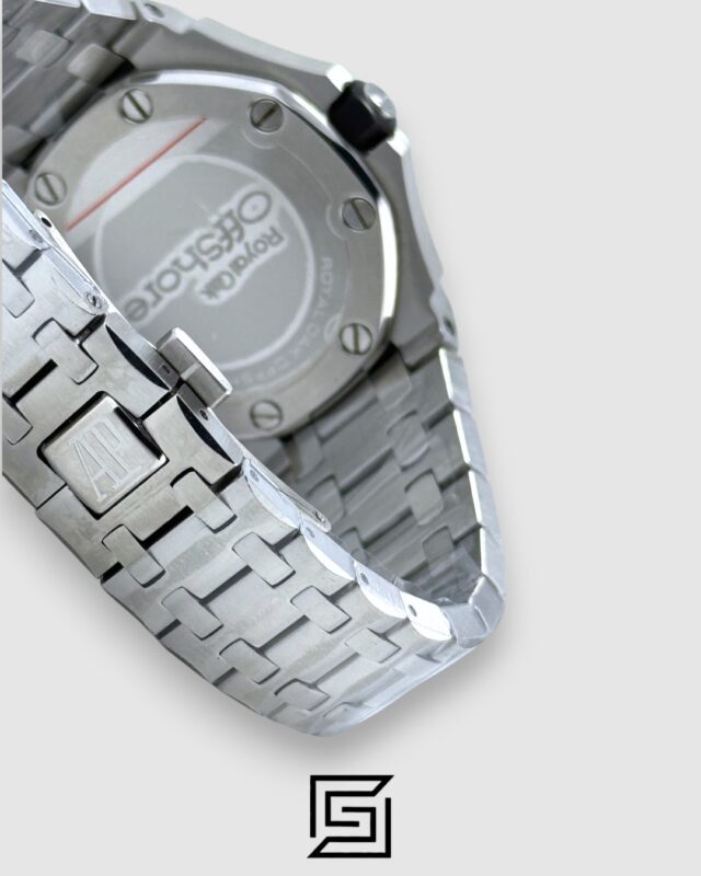 Audemars Piguet Royal Oak Offshore Diver White – Stainless Steel – Automatic
