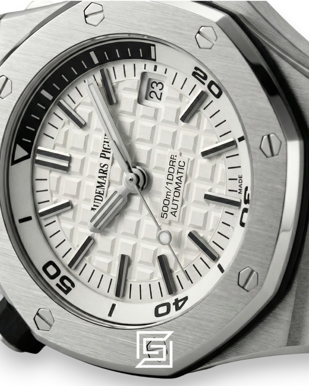 Audemars Piguet Royal Oak Offshore Diver White – Stainless Steel – Automatic - Image 2