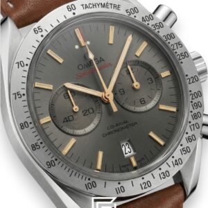 ⁦Omega Speedmaster Co-Axial Chronograph – Grey Dial & Brown Leather⁩ - الصورة ⁦2⁩