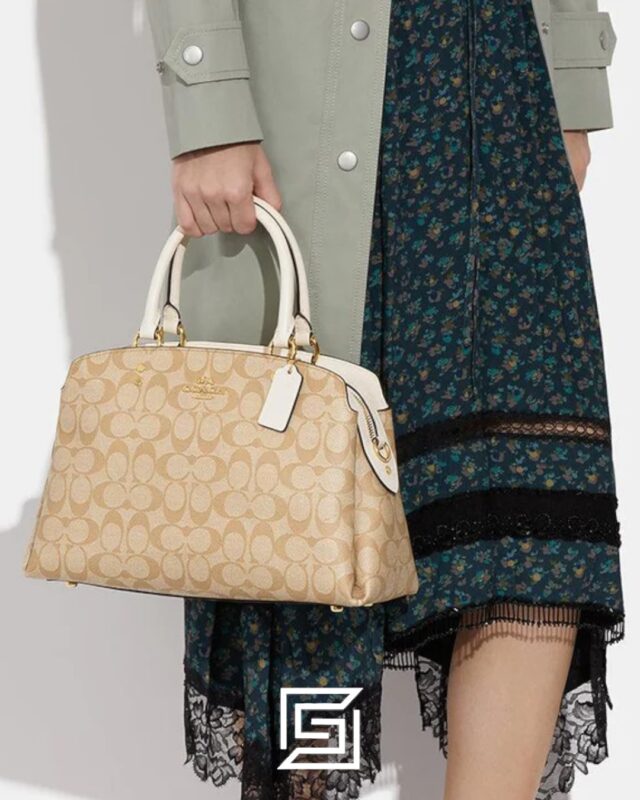 Bags,Leather,Women Lillie Carryall In Signature Canvas 91495 Coach