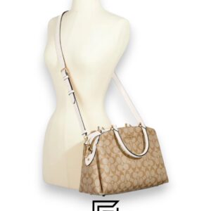 Bags,Leather,Women Lillie Carryall In Signature Canvas 91495 Coach