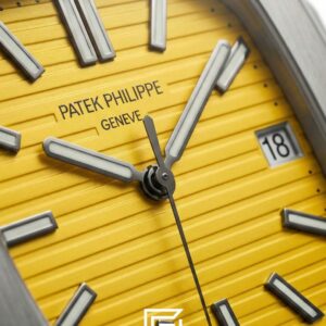 ⁦Patek Philippe Nautilus Square – Japanese Automatic – Yellow Dial – Stainless Steel Bracelet⁩ - الصورة ⁦2⁩