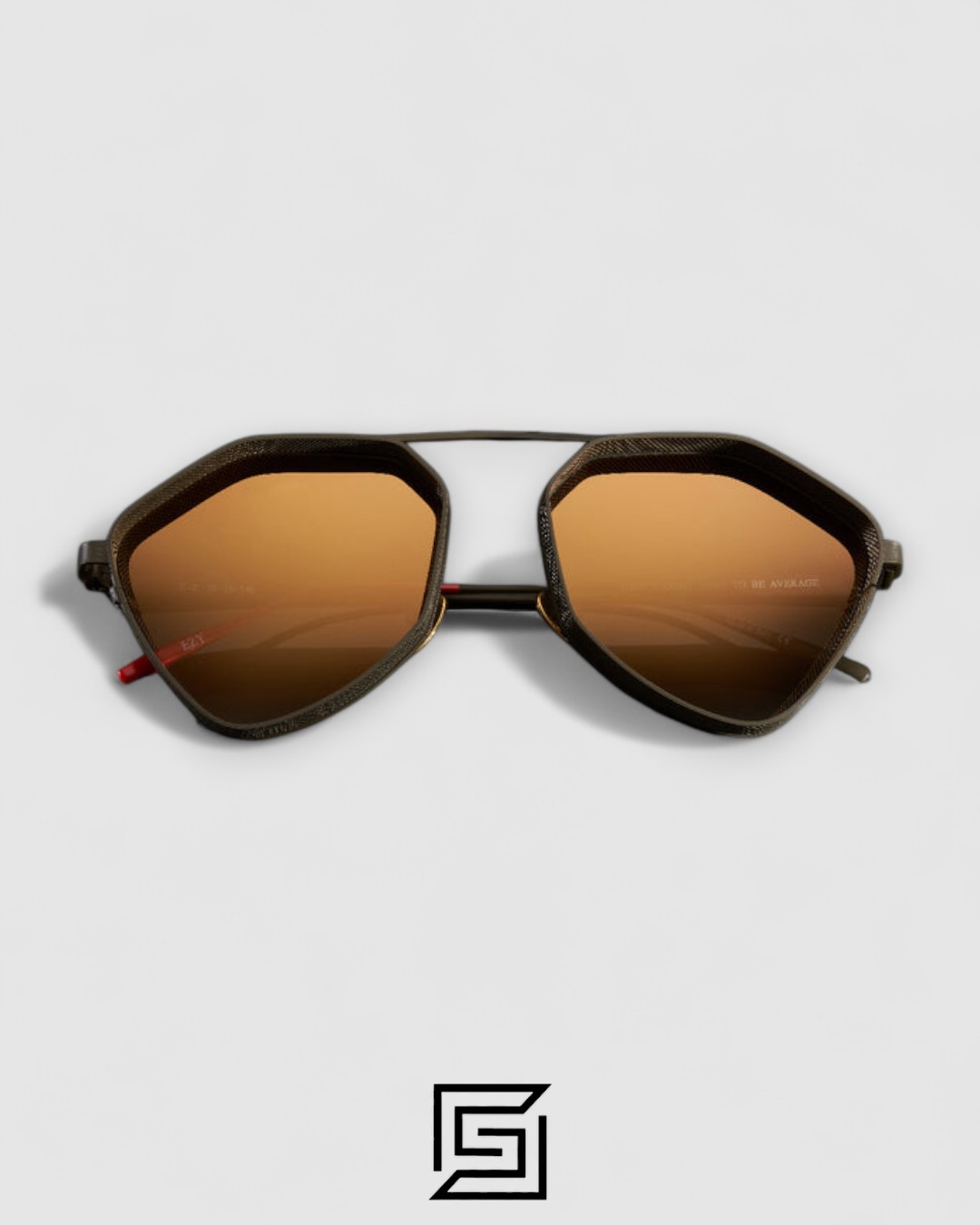 ⁦Vysen The Ezy - E2 Dark Military Green Matte Frame Gold Gradient Lenses⁩ - الصورة ⁦3⁩