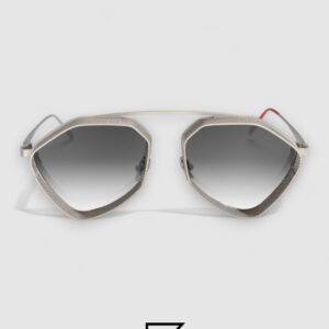 ⁦Vysen The Ezy - E3 Silver Matte Frame Grey Gradient Leanses⁩ - الصورة ⁦2⁩