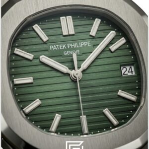 ⁦Patek Philippe Nautilus – Green Dial – Black Rubber Strap – Japanese Automatic⁩ - الصورة ⁦2⁩