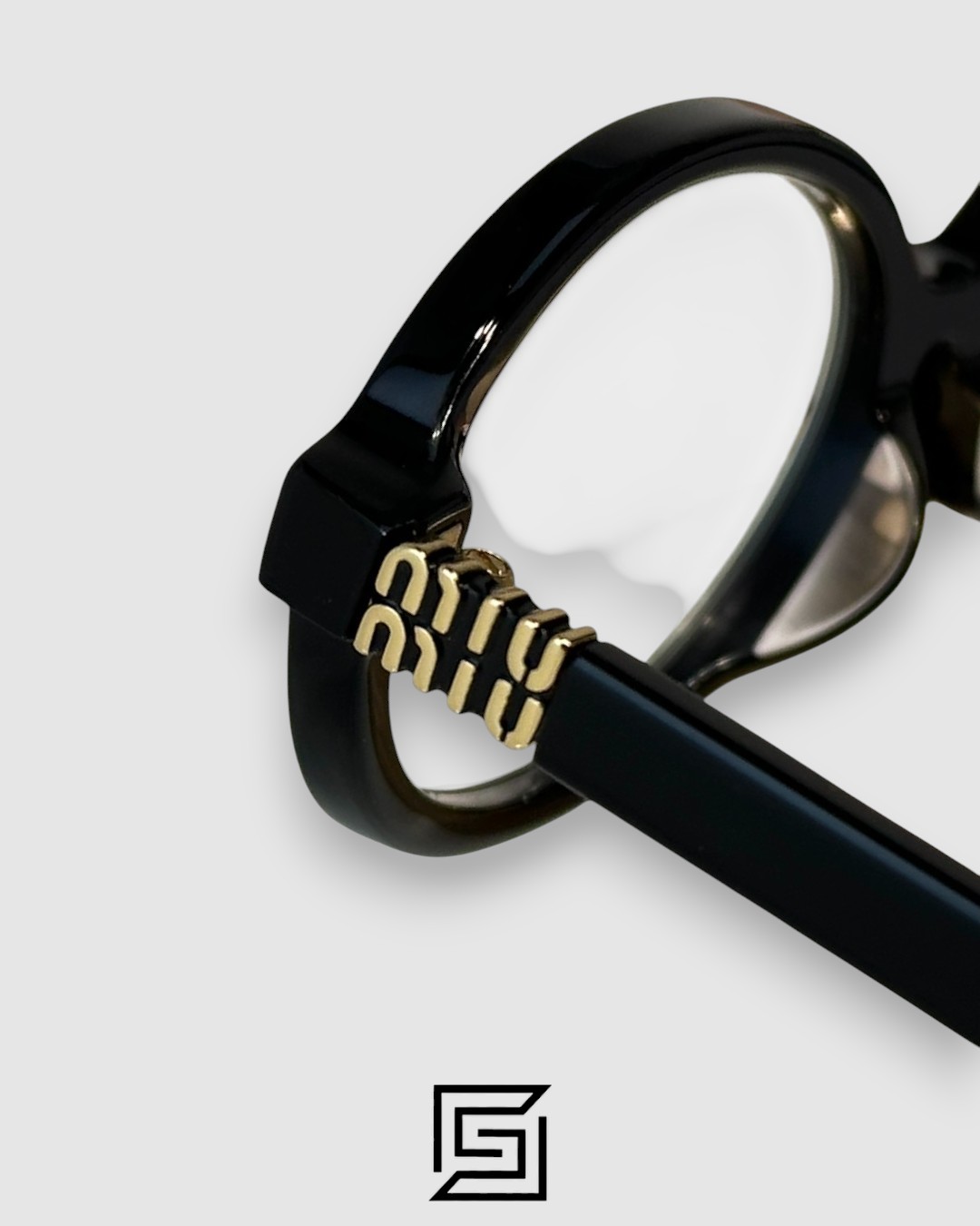 ⁦Miu Miu SMU04Z Black Frame Gold LogoOptical Glasses⁩ - الصورة ⁦6⁩